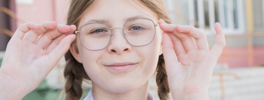 girl-with-new-glasses